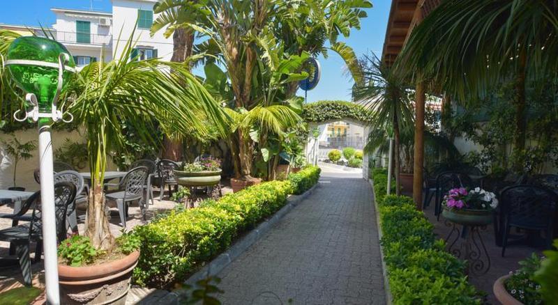 Charme Hotel La Villa Tina Ischia Ngoại thất bức ảnh