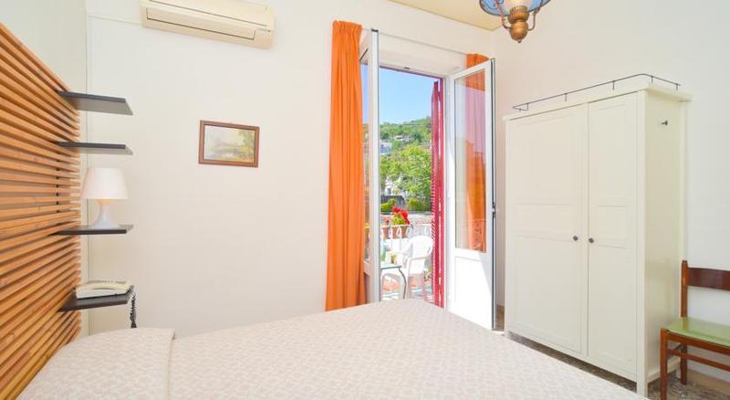 Charme Hotel La Villa Tina Ischia Ngoại thất bức ảnh