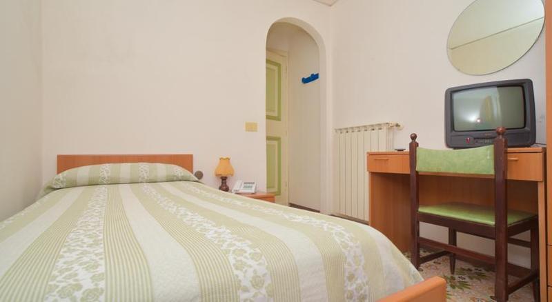 Charme Hotel La Villa Tina Ischia Ngoại thất bức ảnh