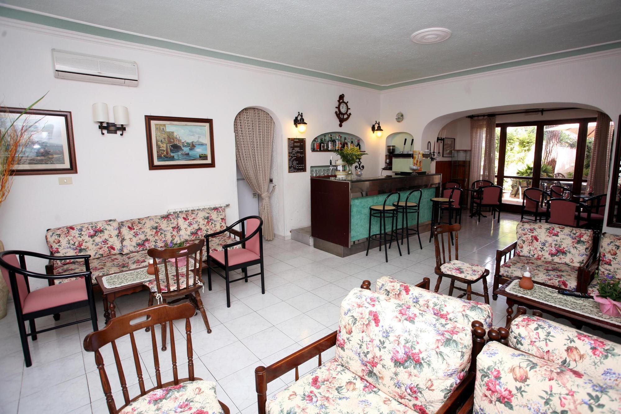 Charme Hotel La Villa Tina Ischia Ngoại thất bức ảnh