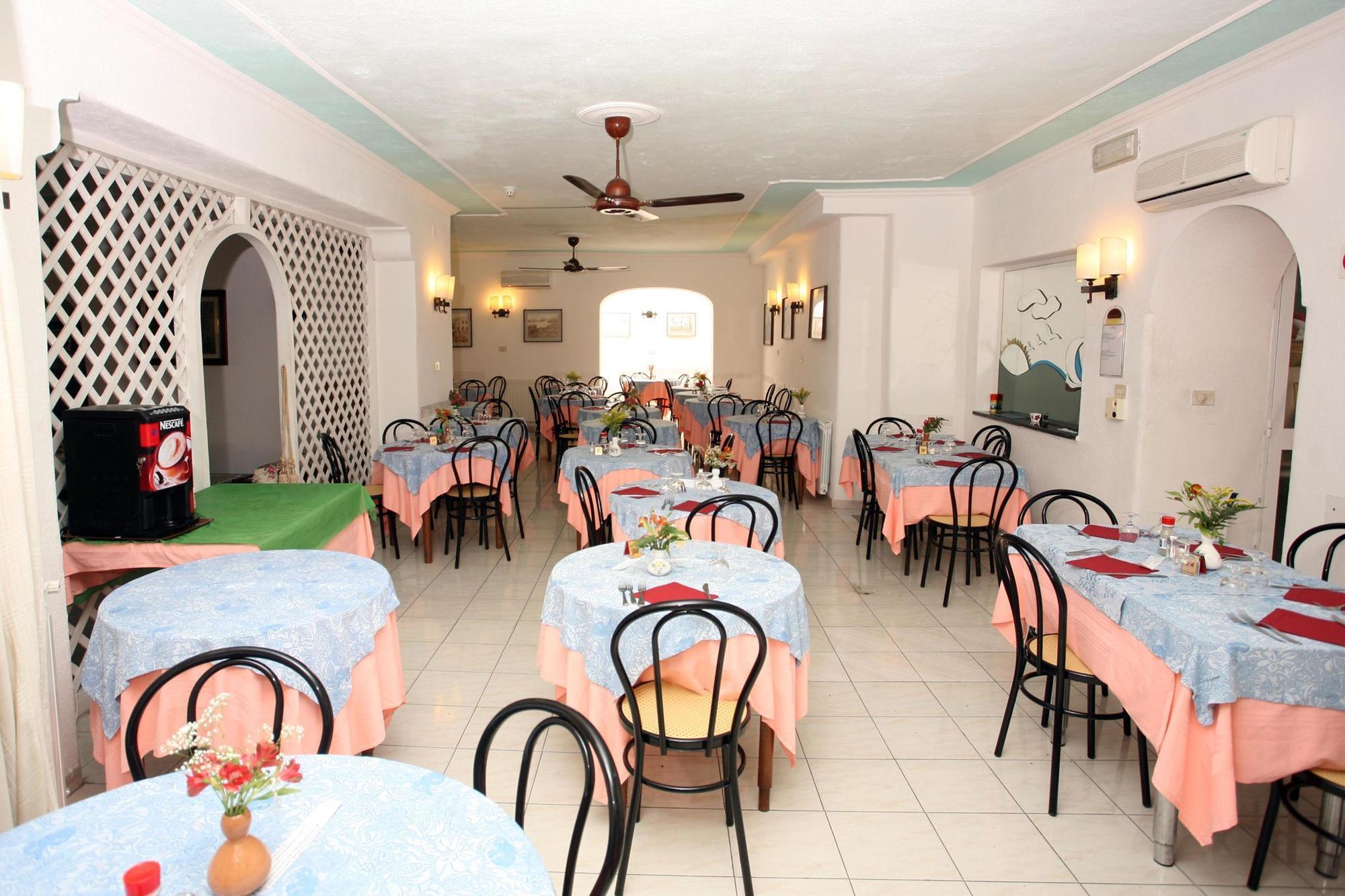 Charme Hotel La Villa Tina Ischia Ngoại thất bức ảnh