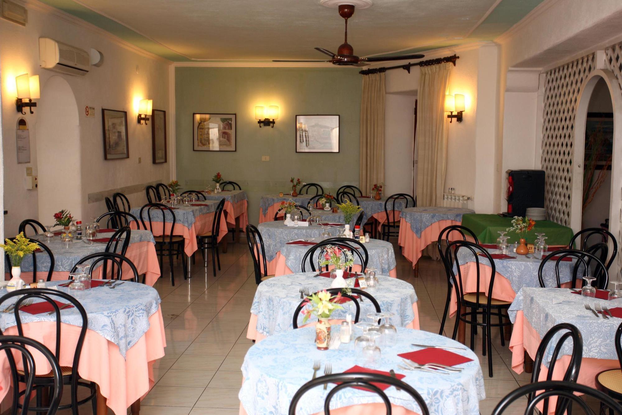 Charme Hotel La Villa Tina Ischia Ngoại thất bức ảnh