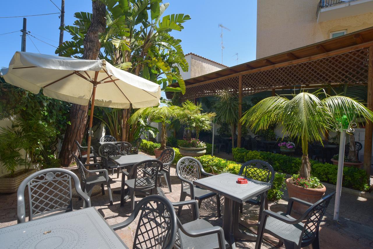 Charme Hotel La Villa Tina Ischia Ngoại thất bức ảnh