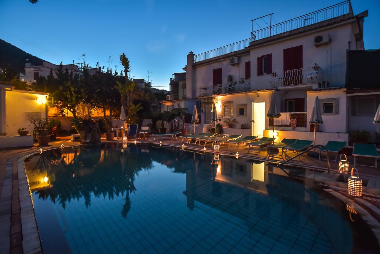 Charme Hotel La Villa Tina Ischia Ngoại thất bức ảnh